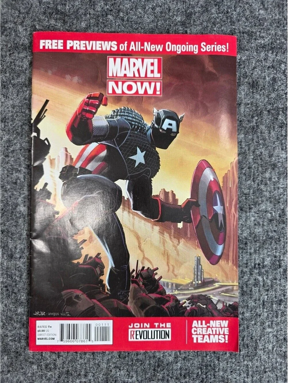 Marvel NOW! Previews Comic #111 Captain America Black Costume Promo